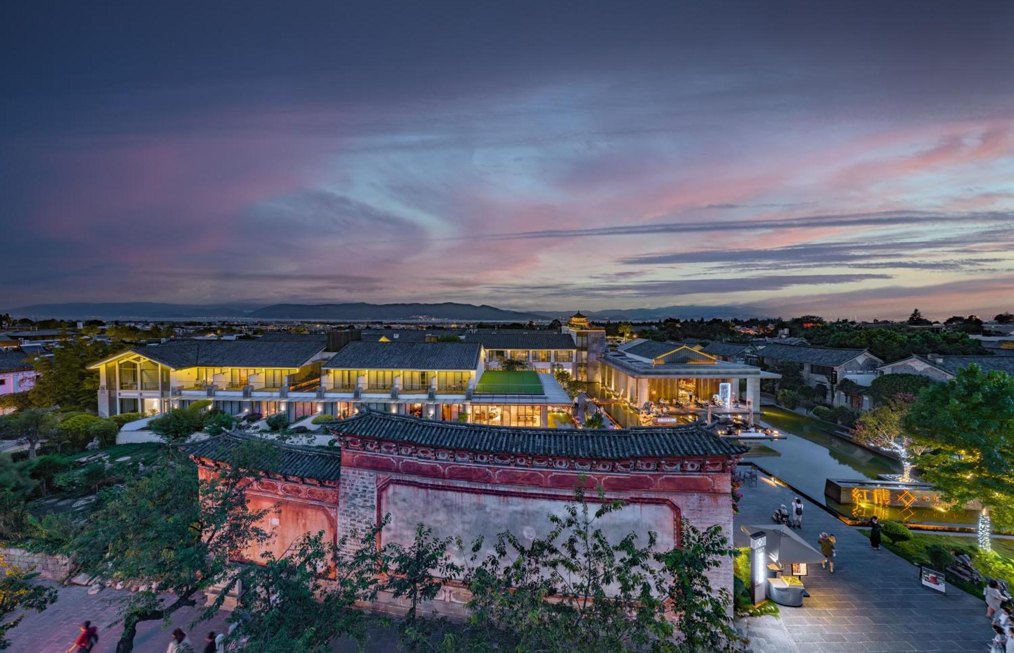 Hong Long Jing Hotel 大荔 外观 照片