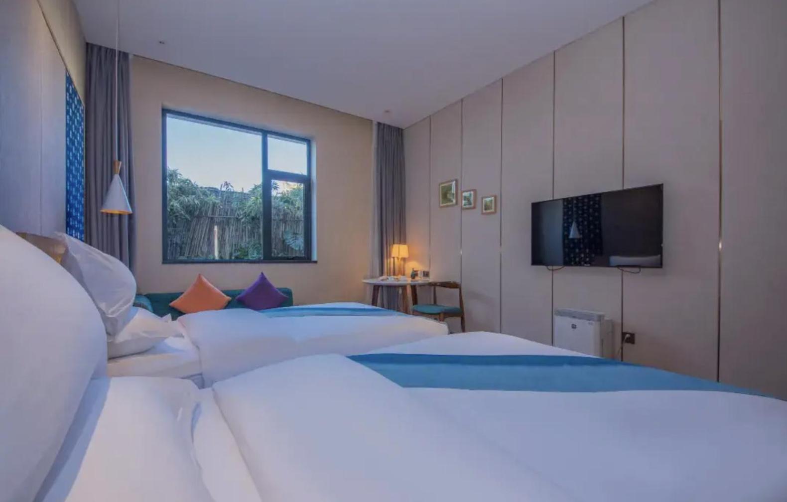 Hong Long Jing Hotel 大荔 外观 照片