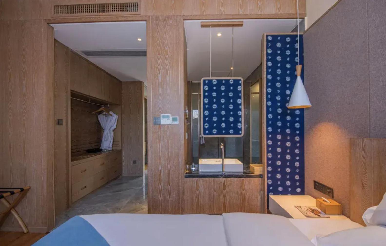 Hong Long Jing Hotel 大荔 外观 照片