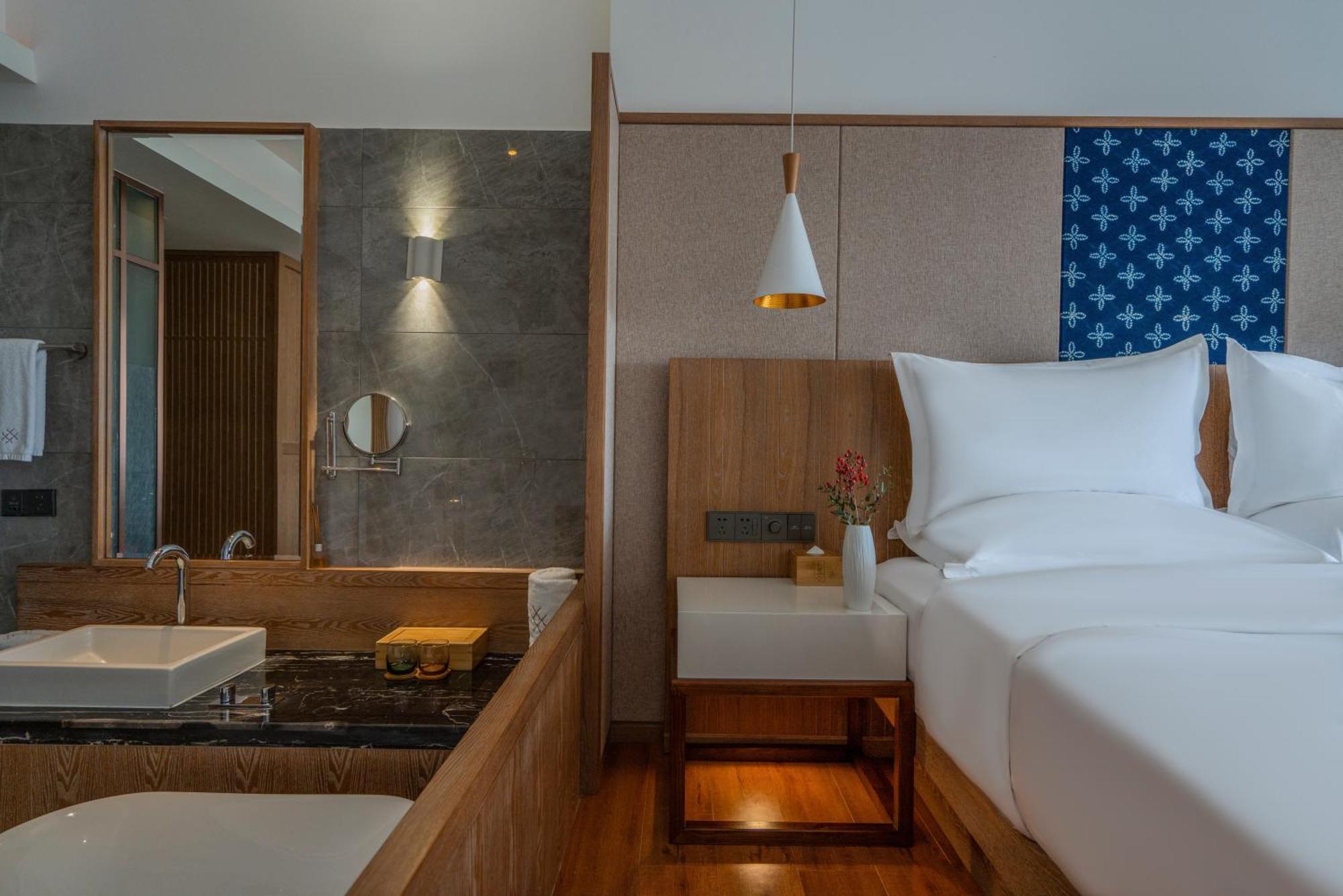 Hong Long Jing Hotel 大荔 外观 照片