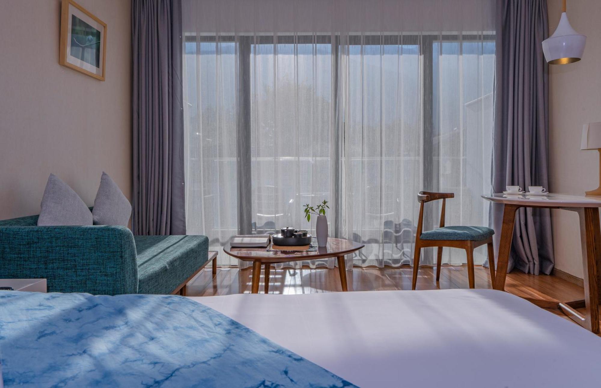 Hong Long Jing Hotel 大荔 外观 照片