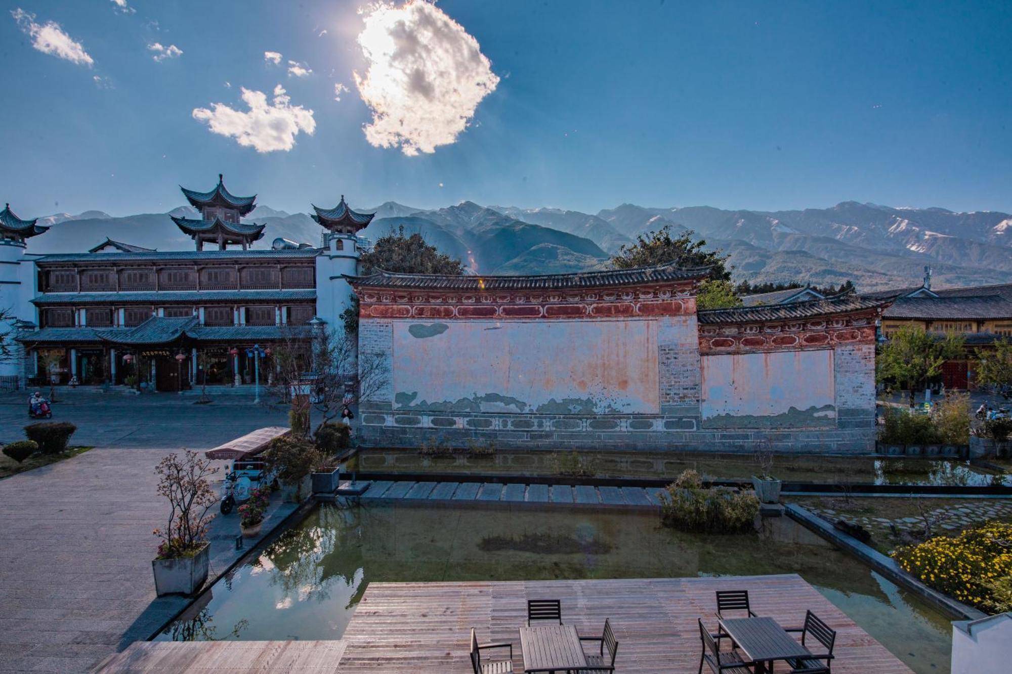 Hong Long Jing Hotel 大荔 外观 照片
